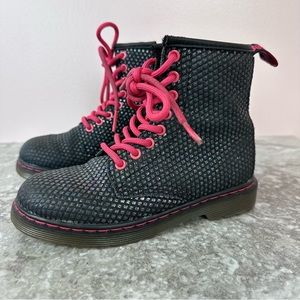Dr Martens Delaney Boots Black Irridescent Kids US 11